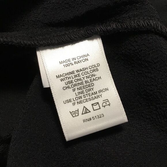 NWT 1State cold shoulder black top with ties long sleeve button back chic sizeXS - Picture 8 of 9